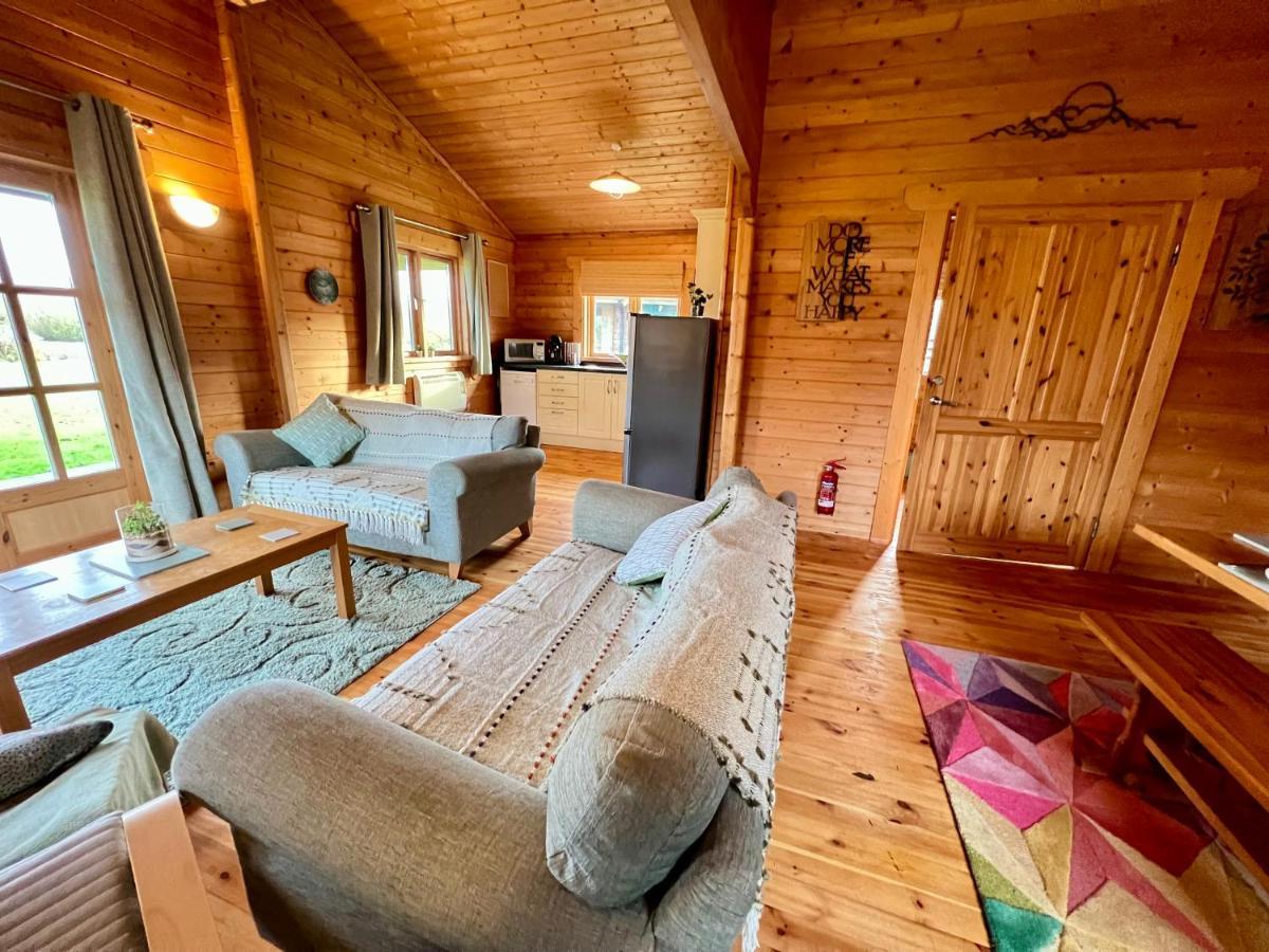 Lake Pochard, Oak Lodge South Cerney Extérieur photo